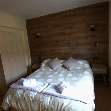 Vut Adarya Apartamento Ávila